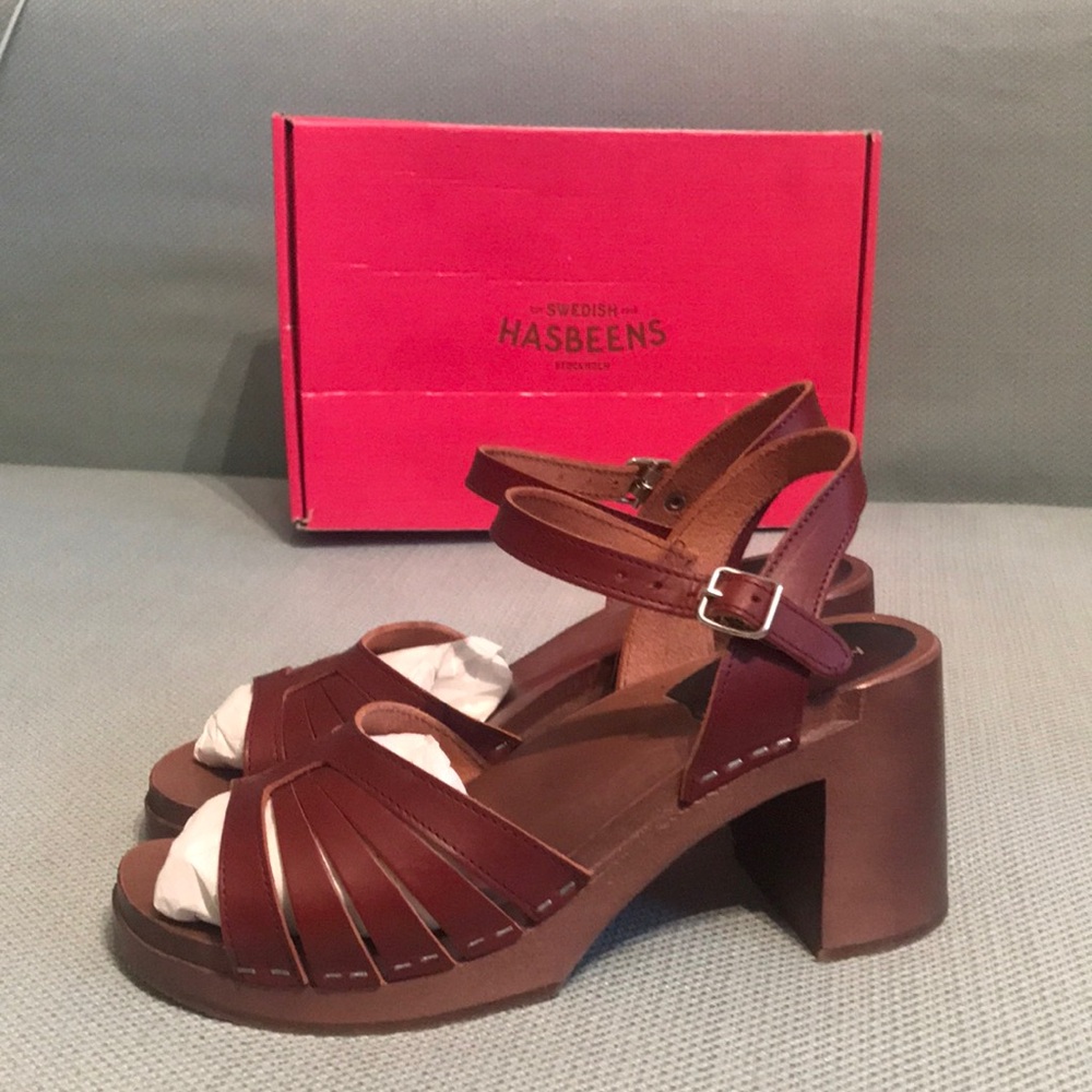 Swedish Hasbeens Bordeaux Strap Sandal - Picture 4 of 11